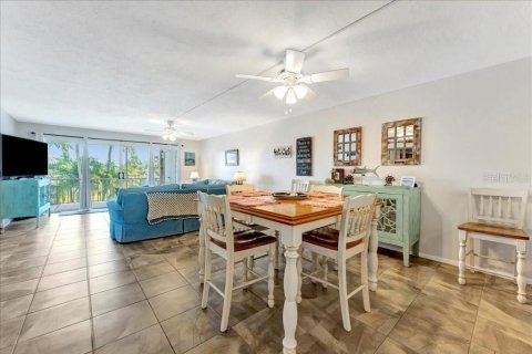 Copropriété à louer à Bradenton, Floride: 2 chambres, 128.95 m2 № 1386505 - photo 12