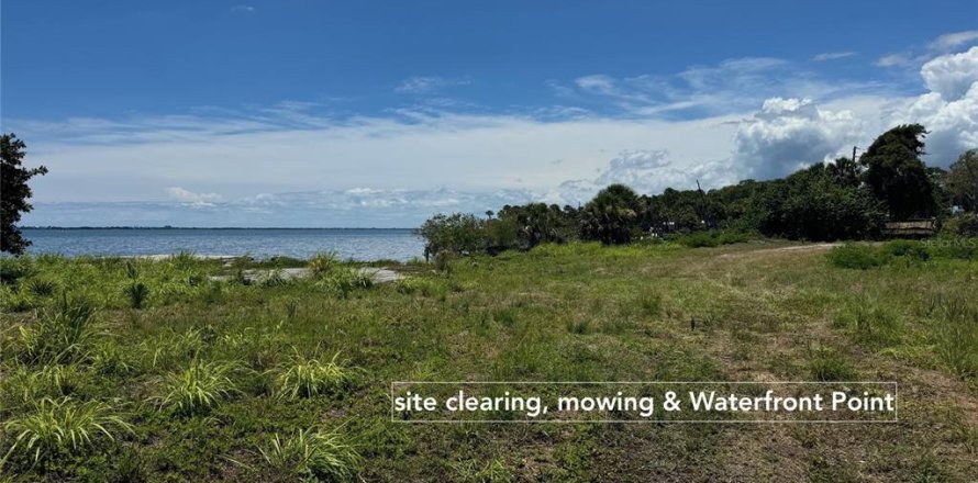 Terrain à Palm Bay, Floride № 1315333