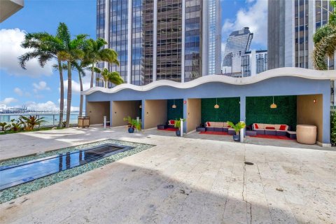 Condominio en venta en Miami, Florida, 3 dormitorios, 166.2 m2 № 1321166 - foto 28