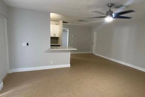 Copropriété à vendre à Boynton Beach, Floride: 2 chambres, 80.27 m2 № 1185297 - photo 9