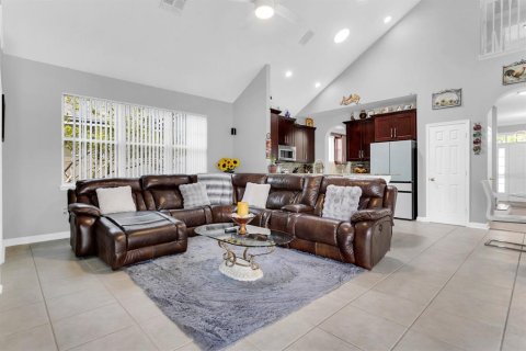 Casa en venta en Orlando, Florida, 5 dormitorios, 254.09 m2 № 1130991 - foto 8