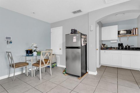 Casa en venta en Orlando, Florida, 5 dormitorios, 254.09 m2 № 1130991 - foto 22