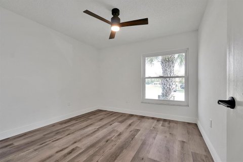 Touwnhouse à vendre à Kissimmee, Floride: 2 chambres, 96.43 m2 № 1326388 - photo 7