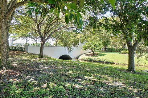 Condo in Coconut Creek, Florida, 2 bedrooms  № 996181 - photo 27