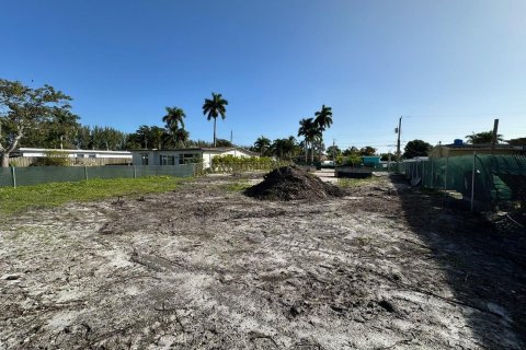 Terrain à vendre à Dania Beach, Floride № 996106 - photo 2