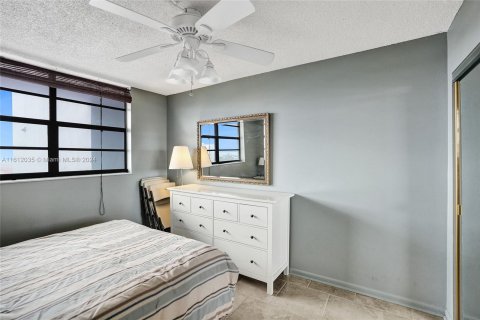 Copropriété à vendre à Pompano Beach, Floride: 2 chambres, 93.09 m2 № 1233978 - photo 18