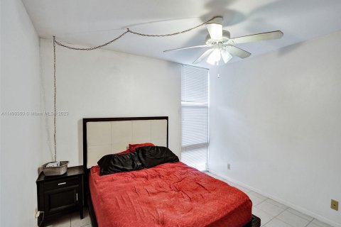 Adosado en venta en Davie, Florida, 3 dormitorios, 131.92 m2 № 884172 - foto 20