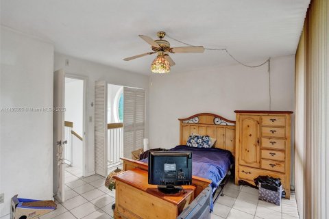 Touwnhouse à vendre à Davie, Floride: 3 chambres, 131.92 m2 № 884172 - photo 13