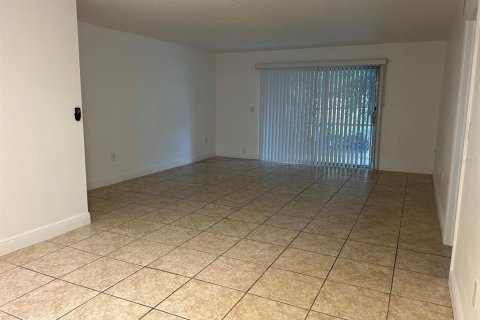 Condominio en venta en Maitland, Florida, 2 dormitorios, 112.04 m2 № 1376533 - foto 6