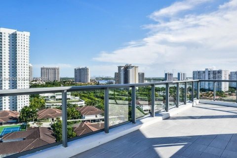 Condo in Aventura, Florida, 2 bedrooms  № 863483 - photo 24