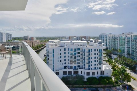 Condo in Aventura, Florida, 2 bedrooms  № 863483 - photo 12