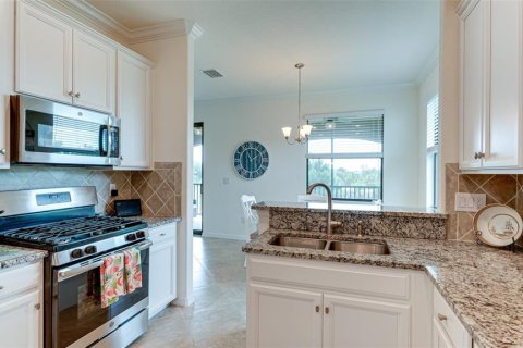 Condominio en alquiler en Lakewood Ranch, Florida, 3 dormitorios, 196.02 m2 № 624039 - foto 12