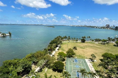 Copropriété à vendre à Miami, Floride: 3 chambres, 133.04 m2 № 1388220 - photo 30