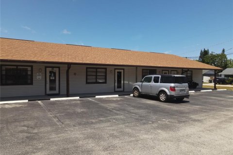 Commercial property in Edgewater, Florida 74.32 sq.m. № 1165519 - photo 1