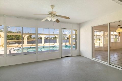 Villa ou maison à vendre à Punta Gorda, Floride: 3 chambres, 174.19 m2 № 1009928 - photo 30