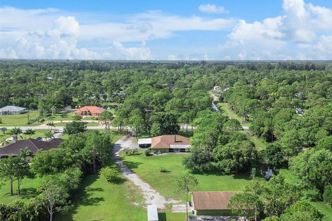 House in Loxahatchee Groves, Florida 4 bedrooms, 198.72 sq.m. № 1309339 - photo 4