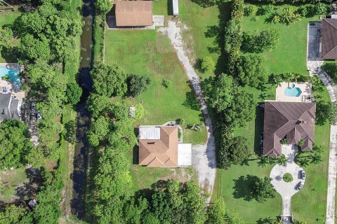 Casa en venta en Loxahatchee Groves, Florida, 4 dormitorios, 198.72 m2 № 1309339 - foto 3