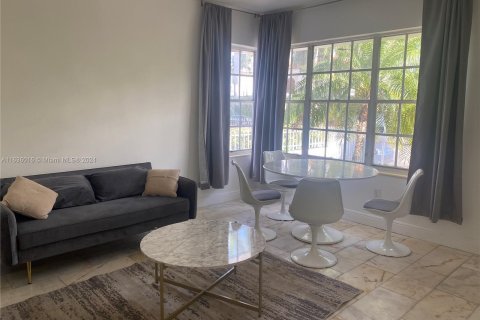 Copropriété à vendre à Miami Beach, Floride: 1 chambre, 42.36 m2 № 1309375 - photo 1