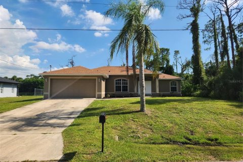 Villa ou maison à vendre à North Port, Floride: 3 chambres, 151.52 m2 № 1339192 - photo 7