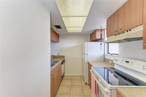 Condominio en venta en Port Charlotte, Florida, 2 dormitorios, 72.46 m2 № 982212 - foto 13