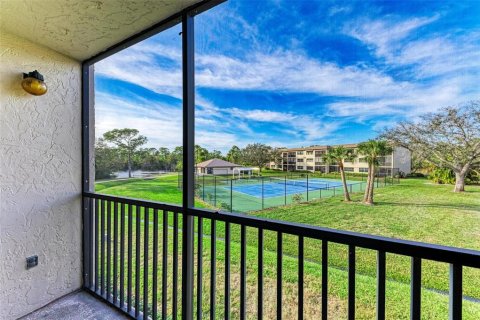 Condominio en venta en Port Charlotte, Florida, 2 dormitorios, 72.46 m2 № 982212 - foto 26