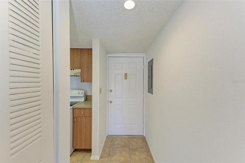 Condominio en venta en Port Charlotte, Florida, 2 dormitorios, 72.46 m2 № 982212 - foto 12