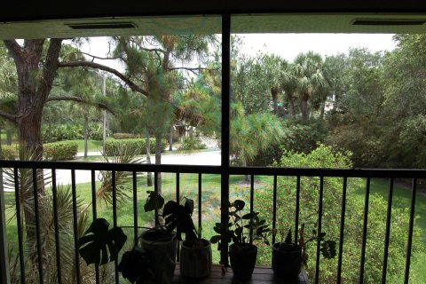 Condo in Palm Beach Gardens, Florida, 2 bedrooms  № 1180245 - photo 13