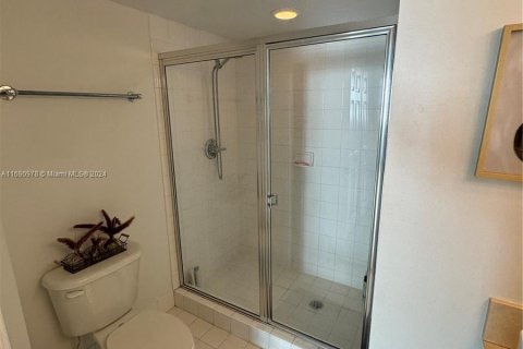 Condominio en venta en Miami, Florida, 2 dormitorios, 105.91 m2 № 1441550 - foto 13