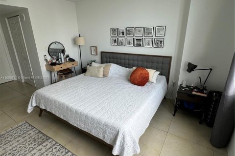 Condominio en venta en Miami, Florida, 2 dormitorios, 105.91 m2 № 1441550 - foto 17