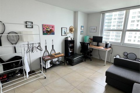 Condominio en venta en Miami, Florida, 2 dormitorios, 105.91 m2 № 1441550 - foto 21