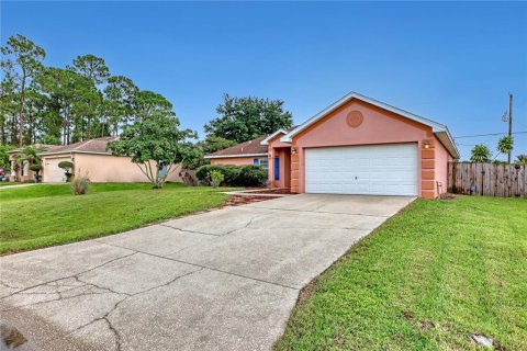 House in Palm Bay, Florida 3 bedrooms, 172.61 sq.m. № 1382733 - photo 4