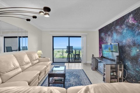 Condo in Cocoa Beach, Florida, 1 bedroom  № 1382771 - photo 3