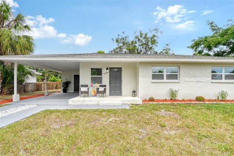 Casa en venta en Bradenton, Florida, 4 dormitorios, 98.94 m2 № 1382736 - foto 3