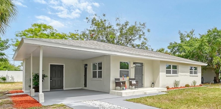 Casa en Bradenton, Florida 4 dormitorios, 98.94 m2 № 1382736