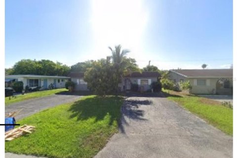 Villa ou maison à vendre à Deerfield Beach, Floride: 3 chambres, 233.56 m2 № 1357949 - photo 1