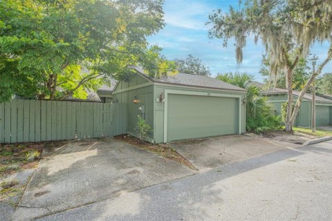 Townhouse in Ormond Beach, Florida 3 bedrooms, 144.46 sq.m. № 1390225 - photo 3