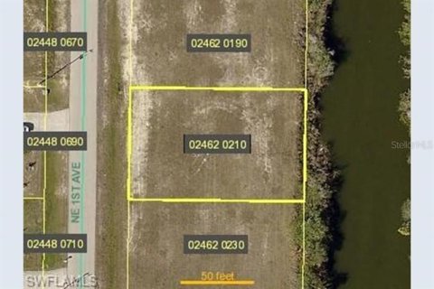 Terrain à vendre à Cape Coral, Floride № 228014 - photo 1