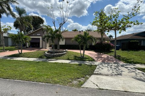 House in Royal Palm Beach, Florida 4 bedrooms, 152.17 sq.m. № 1104440 - photo 6