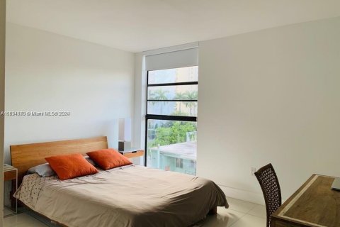 Condo in Miami Beach, Florida, 1 bedroom  № 1294526 - photo 8