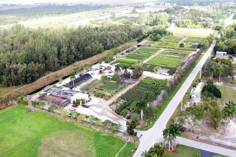 Купить земельный участок в Саутвест-Ранчес, Флорида № 996201 - фото 3