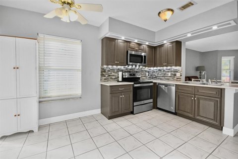 Casa en venta en Orlando, Florida, 4 dormitorios, 164.53 m2 № 1422901 - foto 14