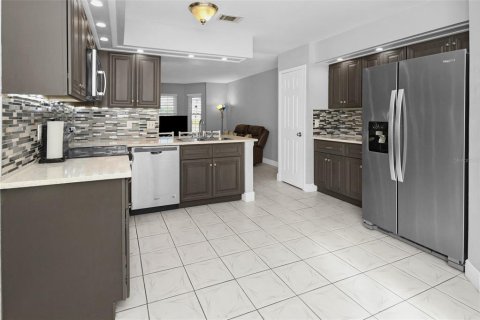 Casa en venta en Orlando, Florida, 4 dormitorios, 164.53 m2 № 1422901 - foto 15