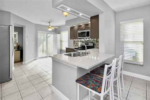 Casa en venta en Orlando, Florida, 4 dormitorios, 164.53 m2 № 1422901 - foto 12