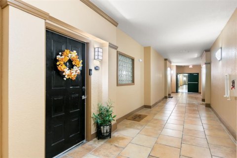 Condo in Tampa, Florida, 2 bedrooms  № 1339944 - photo 2