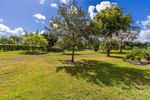 Condominio en venta en Delray Beach, Florida, 2 dormitorios, 91.97 m2 № 1227578 - foto 3