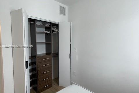 Condo in Miami Beach, Florida, 1 bedroom  № 1353866 - photo 12