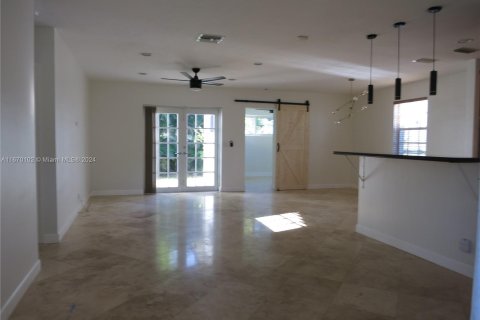 Casa en venta en Hallandale Beach, Florida, 3 dormitorios, 98.38 m2 № 1388149 - foto 9