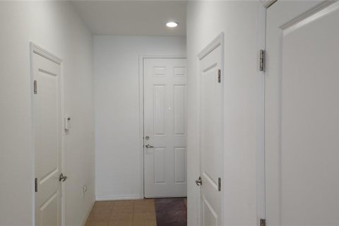 Touwnhouse à vendre à Tampa, Floride: 3 chambres, 168.71 m2 № 1361647 - photo 3