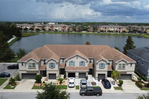 Touwnhouse à vendre à Tampa, Floride: 3 chambres, 168.71 m2 № 1361647 - photo 2