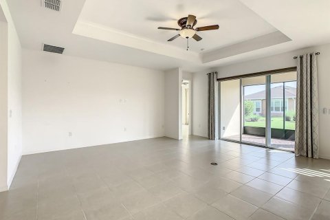 Villa ou maison à vendre à Kissimmee, Floride: 2 chambres, 158.4 m2 № 1361613 - photo 10